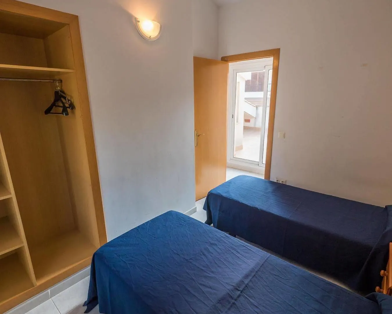 Apartamentos Ar Easy Nautic 블랑스